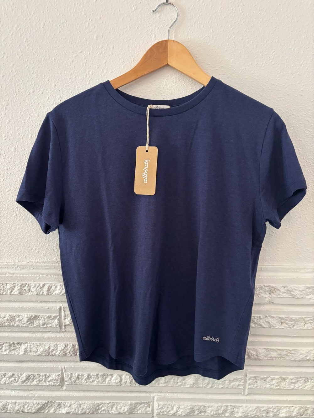 Allbirds women’s T-shirt size medium, new with tags